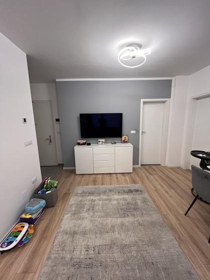 Apartament cu 2 camere în Florești