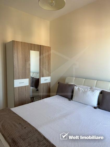 Apartament cu 3 camere semidecomandat, mobilat în Bună Ziua