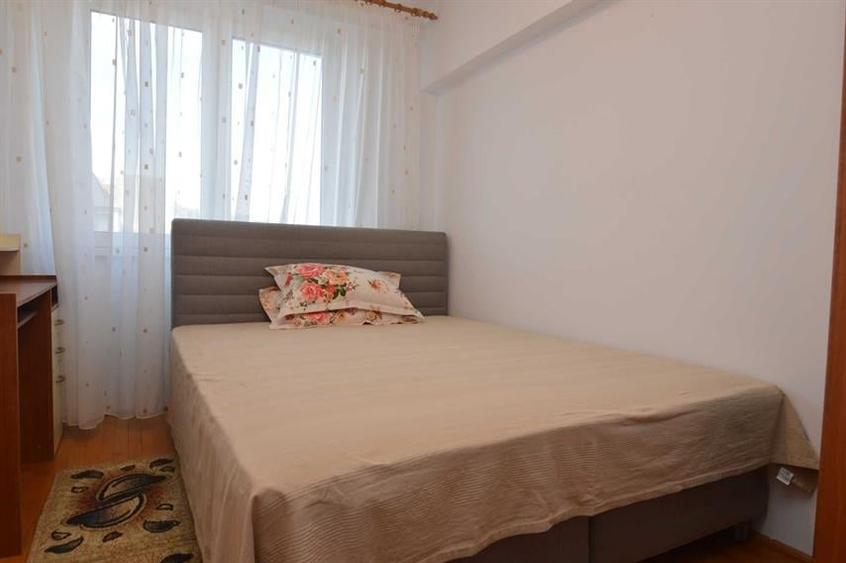 Apartament cu 2 camere decomandat în Tineretului