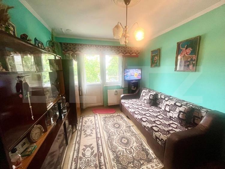 Apartament de vanzare, etaj 1, 35 mp, zona Nufarul - 1
