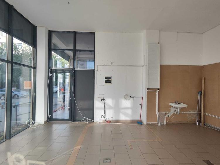 Spațiu comercial, de 37 mp, în Tomis Plus