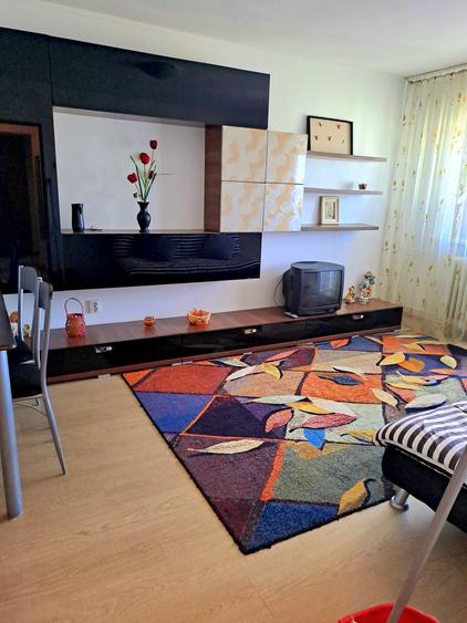 Apartament cu 2 camere decomandat în Găvana