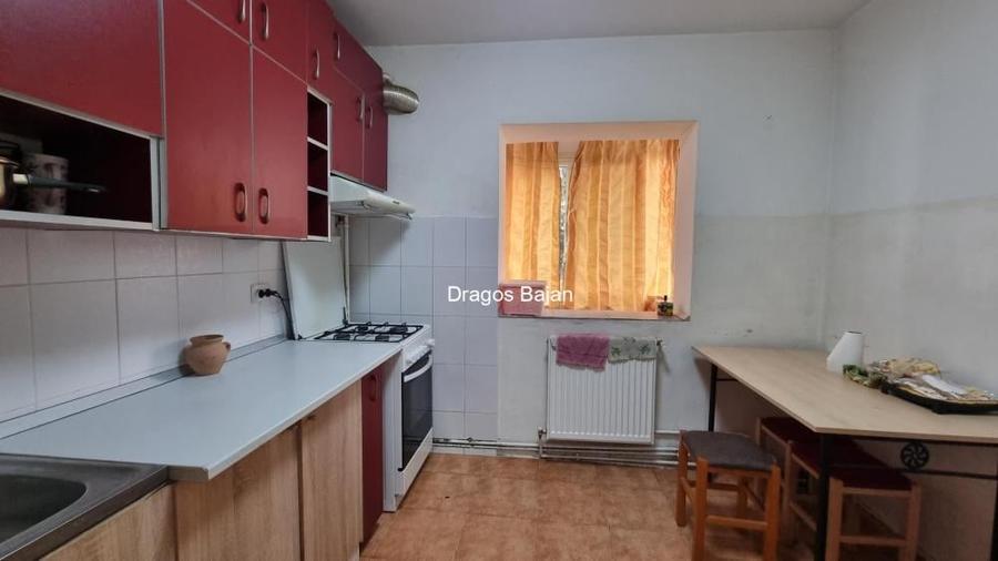 Apartament cu 2 camere, mobilat în Pipera