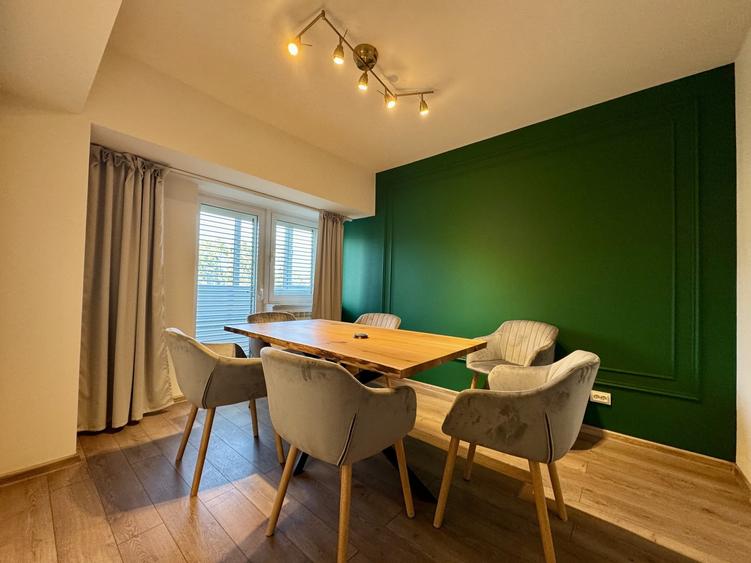 Apartament cu 4 camere decomandat, mobilat în Unirii
