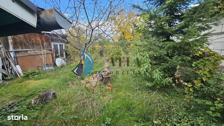 Casă cu 2 camere decomandat în Central