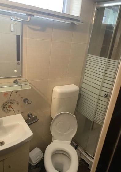 Inchiriez garsoniera in zona Rahova, centrala proprie - 3