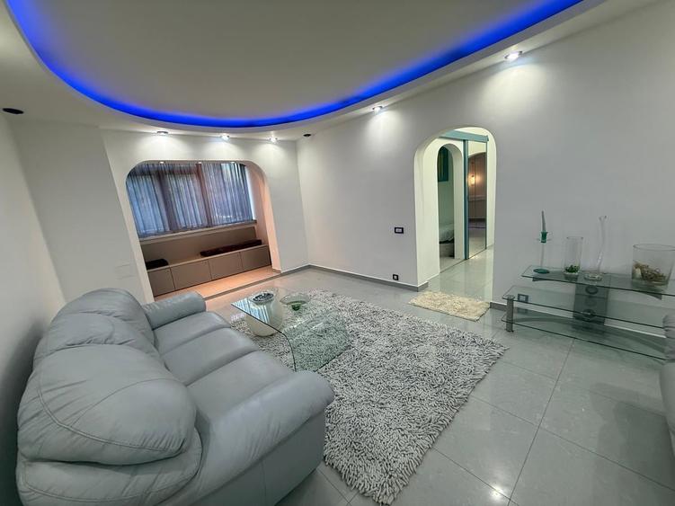 Apartament cu 2 camere decomandat în Sebastian