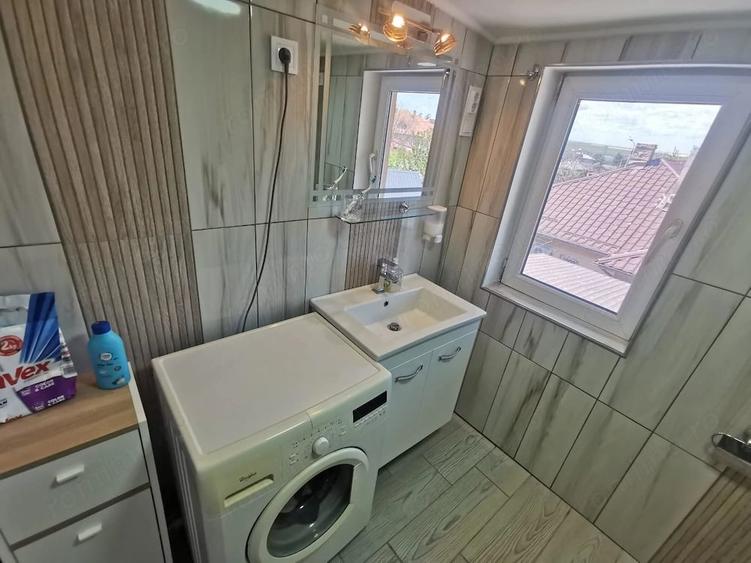Casă cu 7 camere cu Teren 257 Mp în Sud