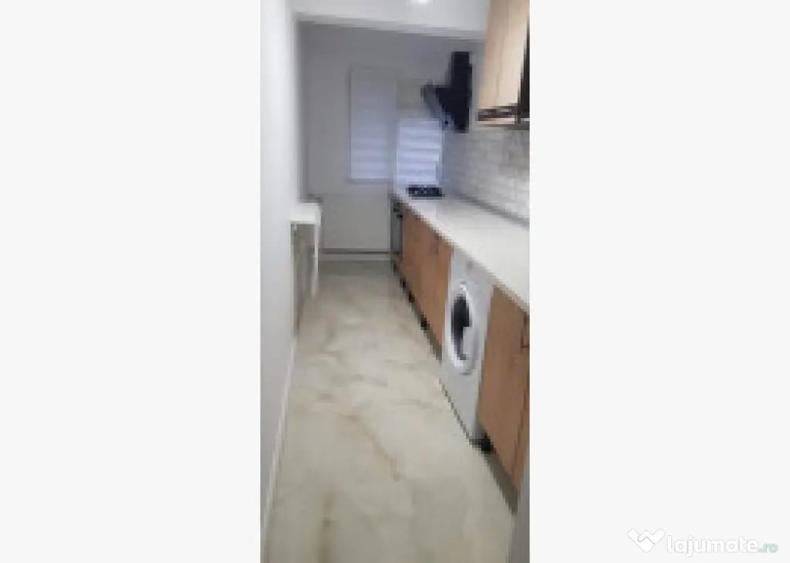 Garsonieră decomandată în Fizicienilor