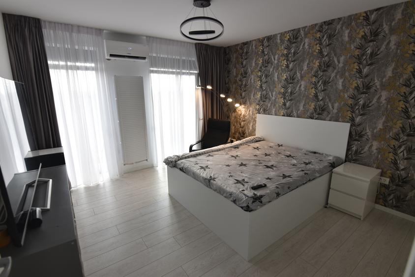 Duplex cu 4 camere cu Canalizare în Domnești