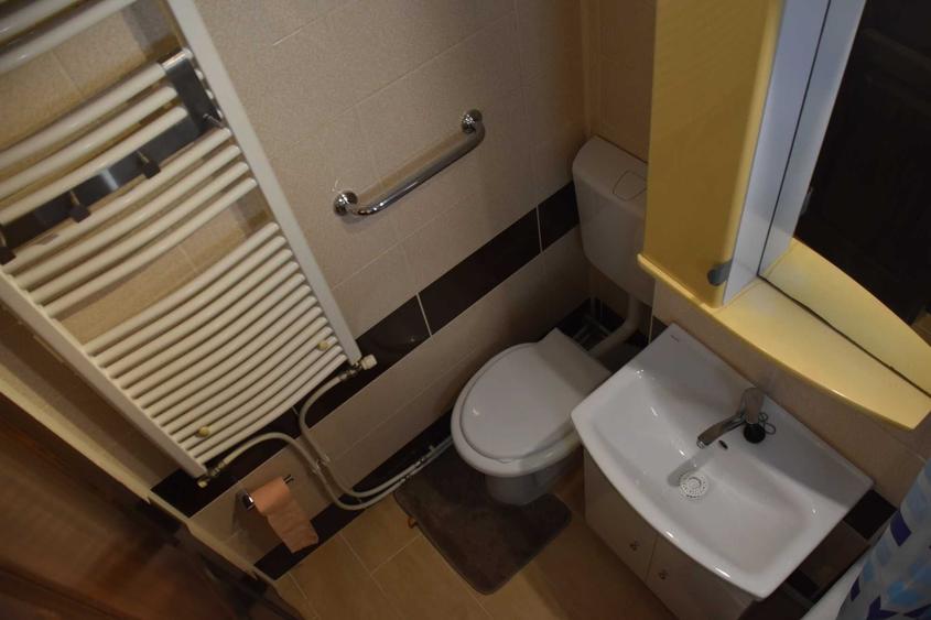 Apartament cu 2 camere semidecomandat în Sud