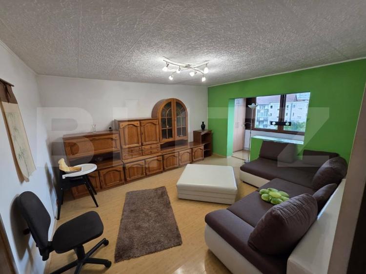 Apartament cu 3 camere decomandat, mobilat în Șagului