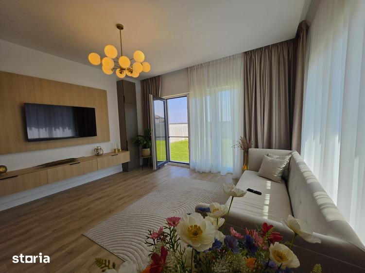 Casă cu 4 camere cu Teren 500 Mp în Tunari