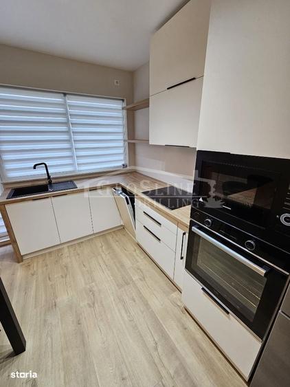 Apartament cu 3 camere decomandat în Sud