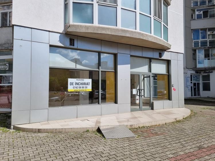 Spațiu comercial, de 110 mp, în 9 Mai
