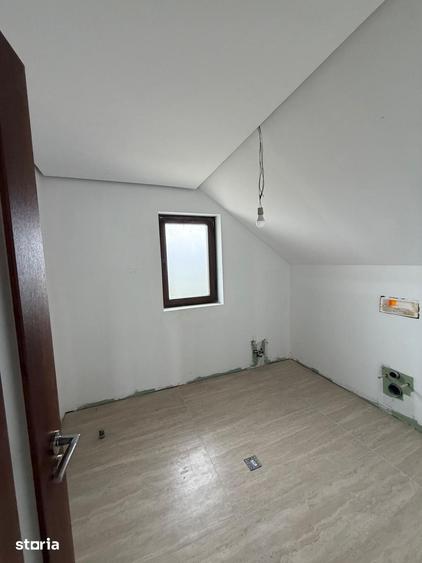 Casă cu 3 camere cu Teren 650 Mp în Central