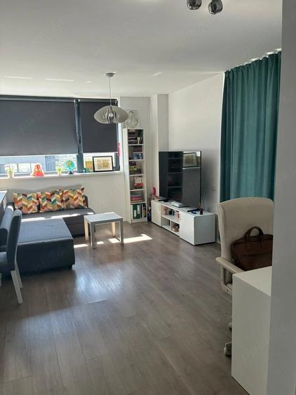 Apartament cu 2 camere decomandat în Torontalului