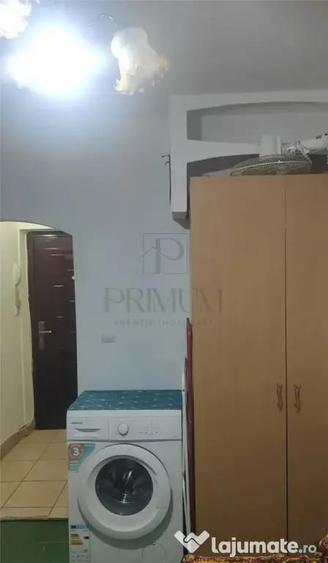 Garsonieră decomandată în Iosefin