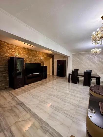 Apartament cu 3 camere decomandat în Orizont