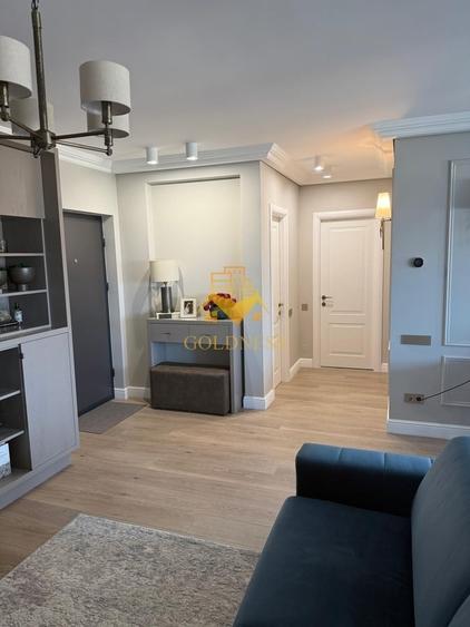 Apartament cu 2 camere semidecomandat în Central