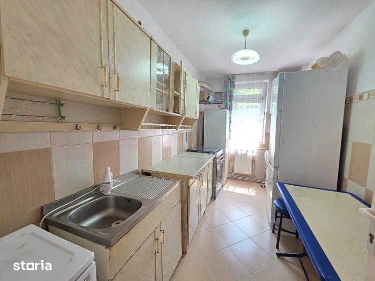 Apartament cu 3 camere decomandat în Ultracentral