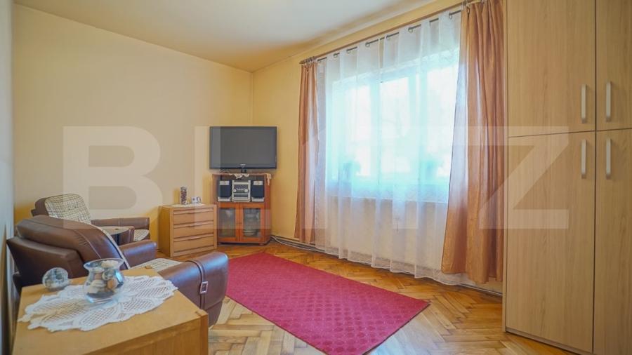 Casă individuală cu 5 camere cu Canalizare în Râșnov