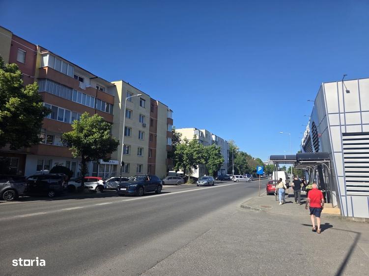 Apartament cu 3 camere în Tudor