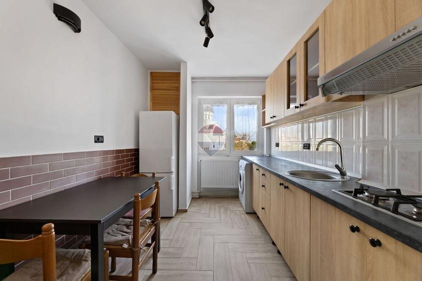 Apartament cu 2 camere decomandat, mobilat în Podgoria