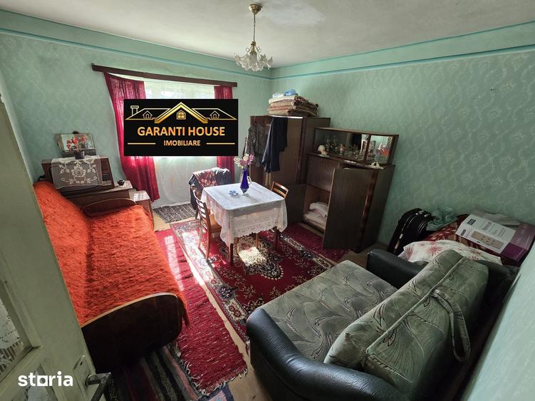 Casă cu 2 camere cu Teren 2637 Mp în Valea Borcutului