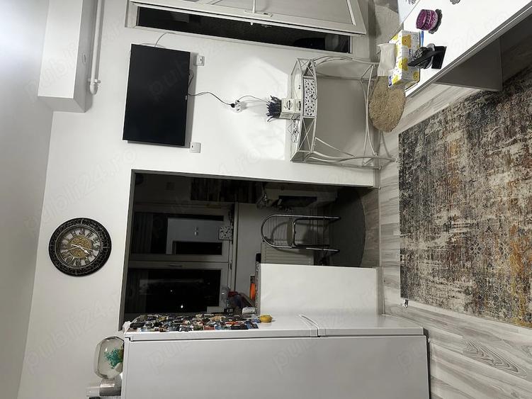 Apartament cu 2 camere semidecomandat în Baicului