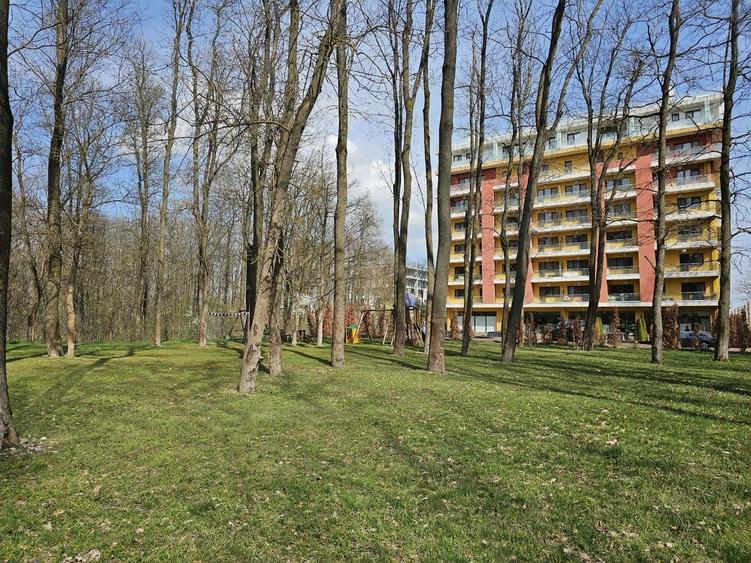 Garsonieră decomandată în Central