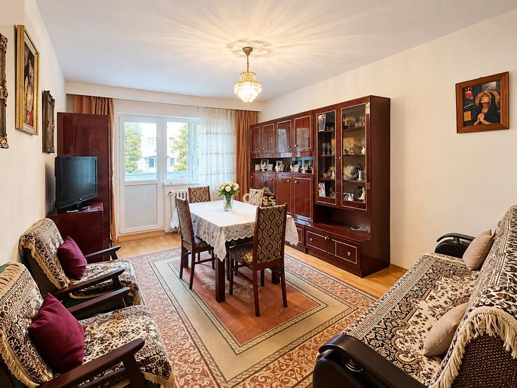 Apartament cu 3 camere decomandat, mobilat în Mănăștur