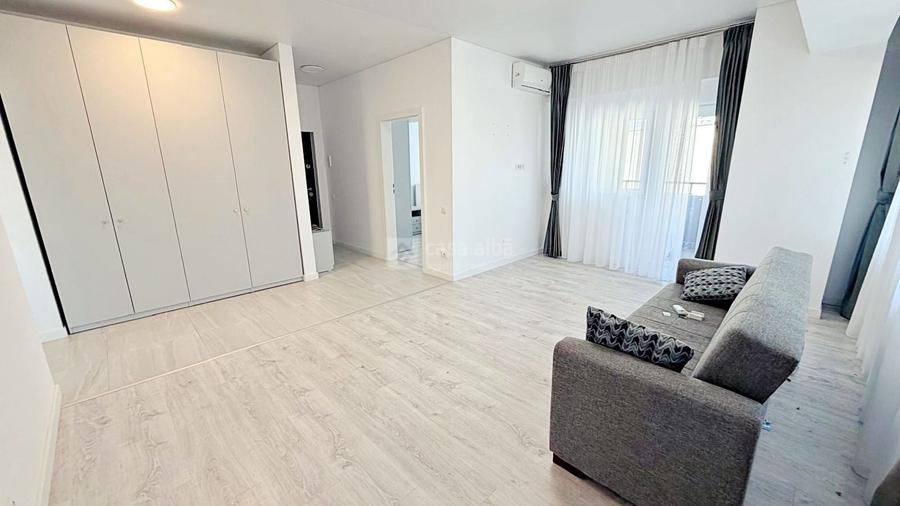 Apartament cu 2 camere decomandat, mobilat în Tătărași