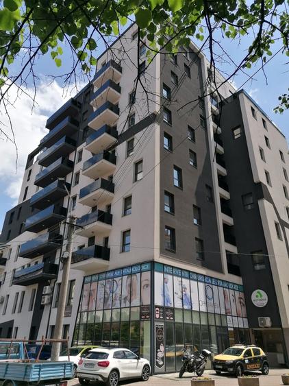Apartament cu 3 camere decomandat în Ultracentral
