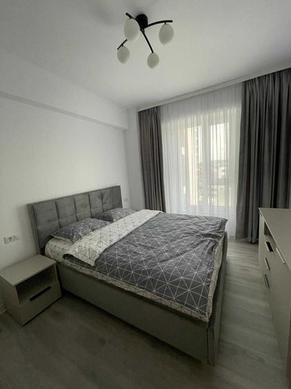 Apartament cu 2 camere decomandat în Exterior Vest