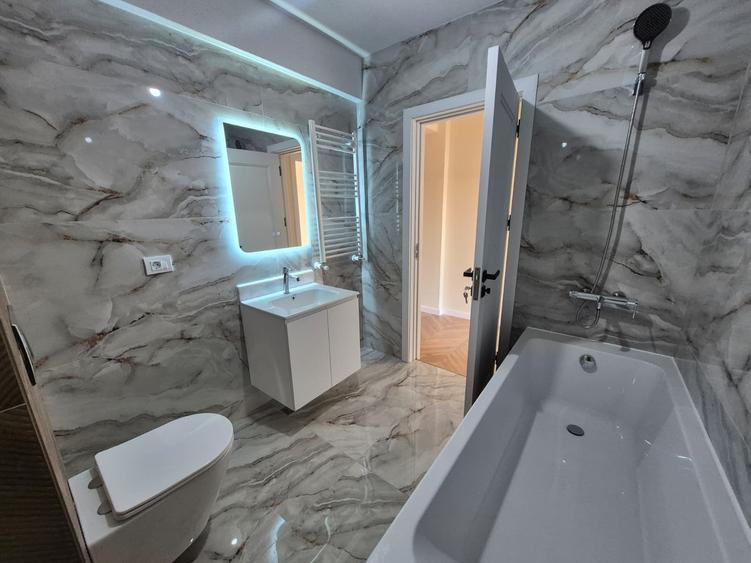 Apartament cu 2 camere decomandat în Valea Lupului