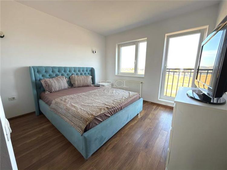 Apartament cu 2 camere semidecomandat în Tractorul