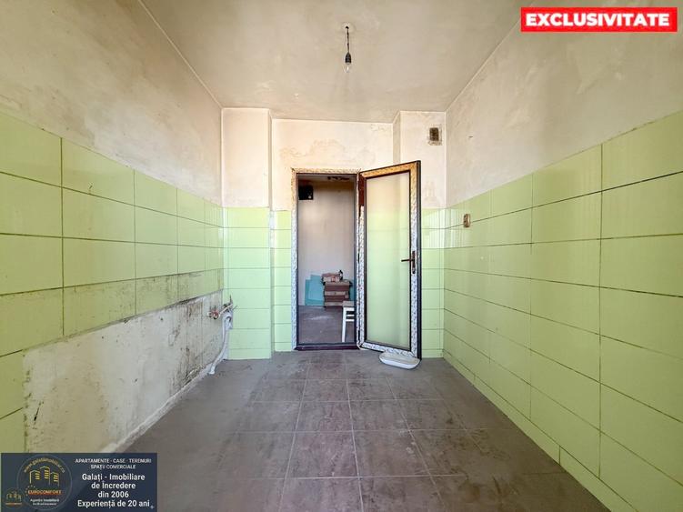 Apartament cu 3 camere decomandat în Micro 17