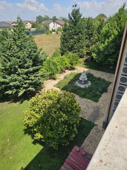 Casă cu 6 camere cu Teren 1250 Mp în Central