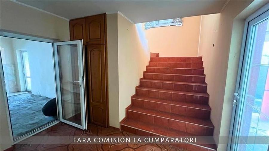 Casă individuală cu 5 camere cu Canalizare în 1 Mai