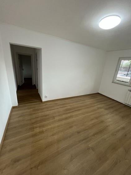 Apartament cu 3 camere în Ostroveni
