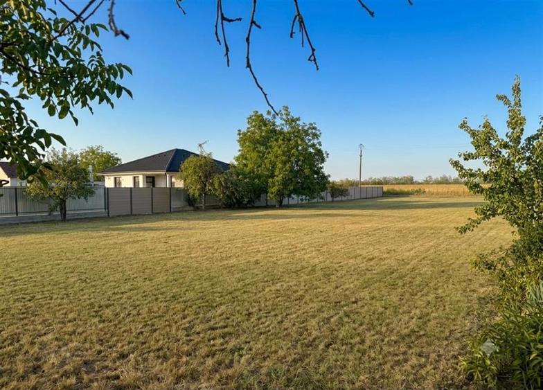 RECO Teren intravilan de vanzare in Gepiu – 2.878 mp - 1