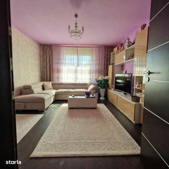 Casă cu 4 camere cu Teren 1458 Mp în Aradul Nou