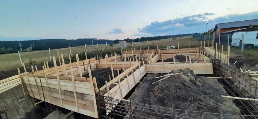 Teren de 120 mp, în Central