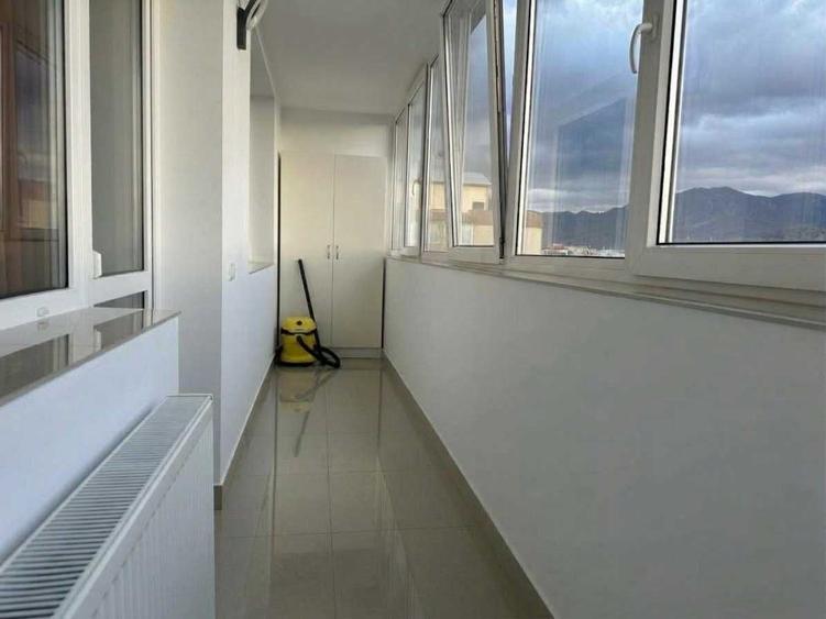 Apartament cu 2 camere semidecomandat în Vlahuță