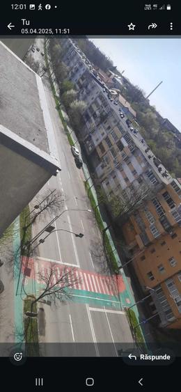 Apartament cu 3 camere decomandat în Prundu