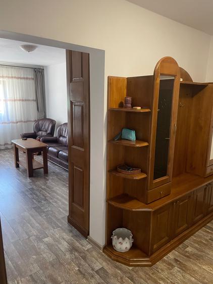 Apartament cu 3 camere decomandat în Ultracentral