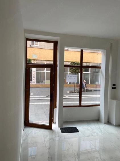 Spațiu comercial, de 50 mp, în Exterior Vest