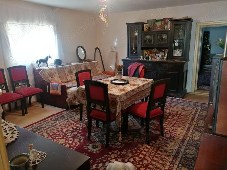 Casă cu 6 camere în Diculești
