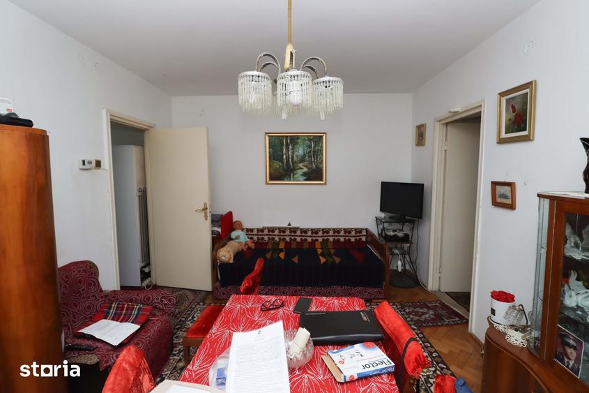 Apartament cu 2 camere semidecomandat în Tractorul